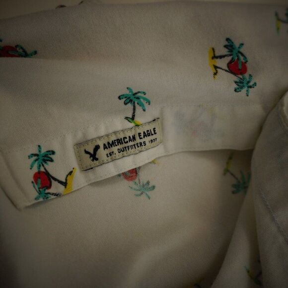American Eagle Cream Palm Tree Seriously Soft Medium Short Sleeve Button Down - Picture 10 of 10